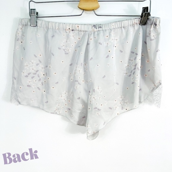 Victoria’s Secret DREAM ANGELS Gray Floral Satin PJ Shorts - XL - Picture 5 of 6